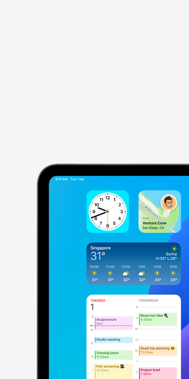 VoiceOver feature on iPad Pro screen showing Weather app widget with audio output “Weather, Singapore, 31 degrees”